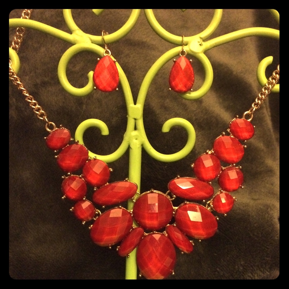 Necklace and earrings sale